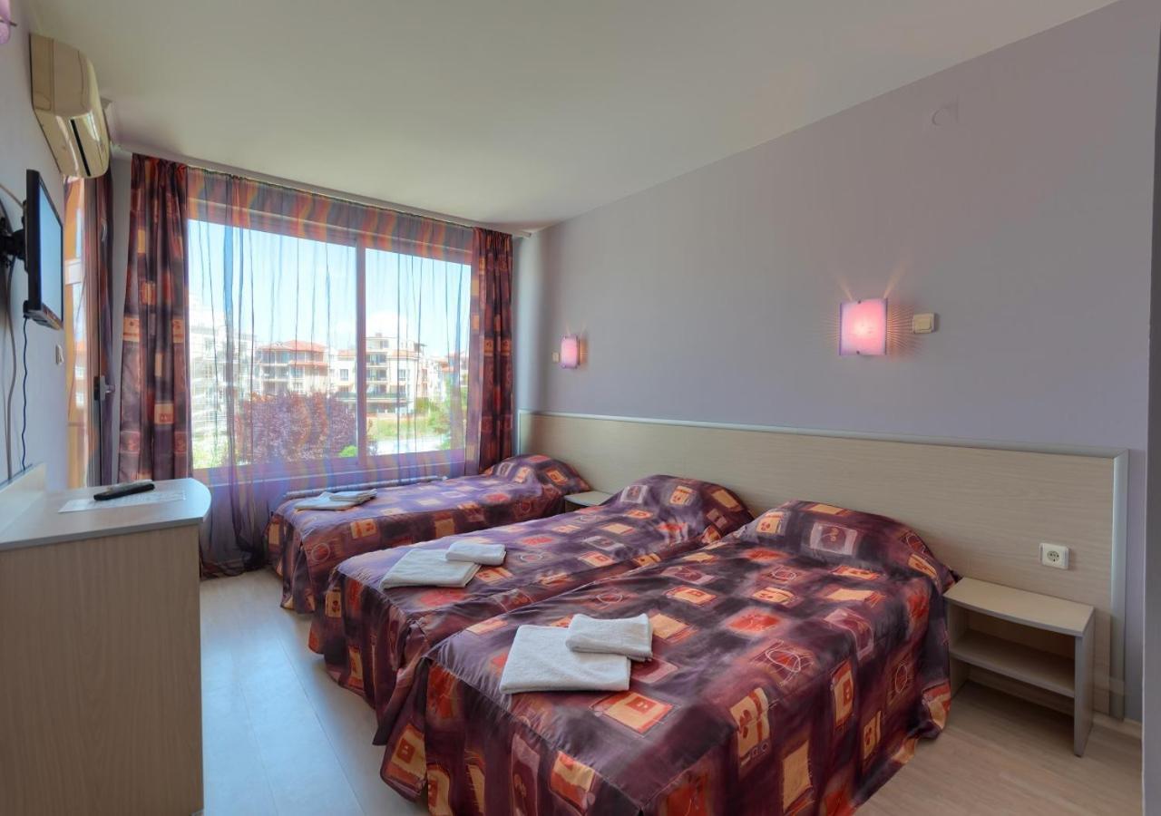 Hotel Fantastiko Ravda ラヴダ エクステリア 写真